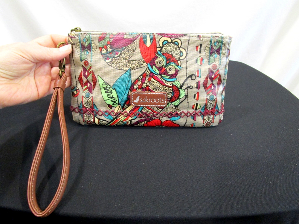 EUC! Sakroots Owl Print Canvas Top Zip Wristlet Clutch Purse Wallet